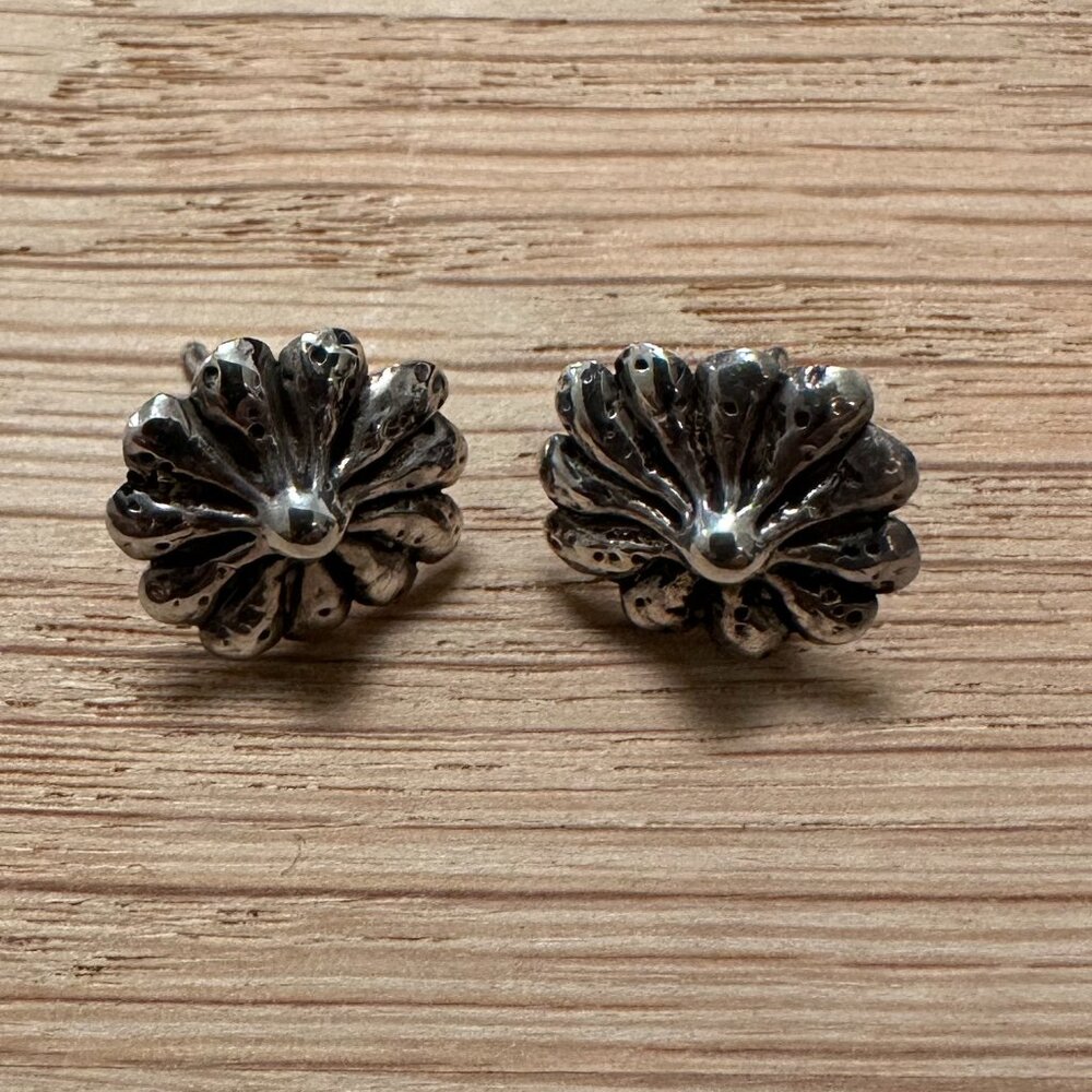 Sterling Silver Ellpin brand Lotus Earrings